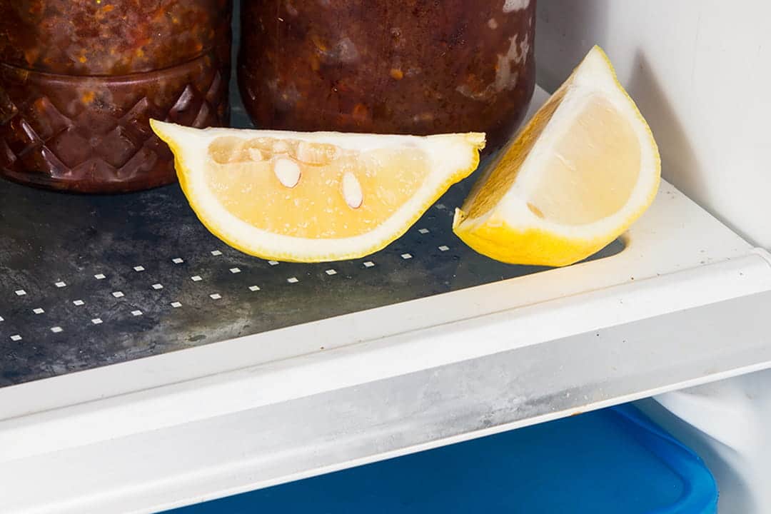 Pourquoi un simple mélange de citron et de sel mérite une place de choix dans votre placard