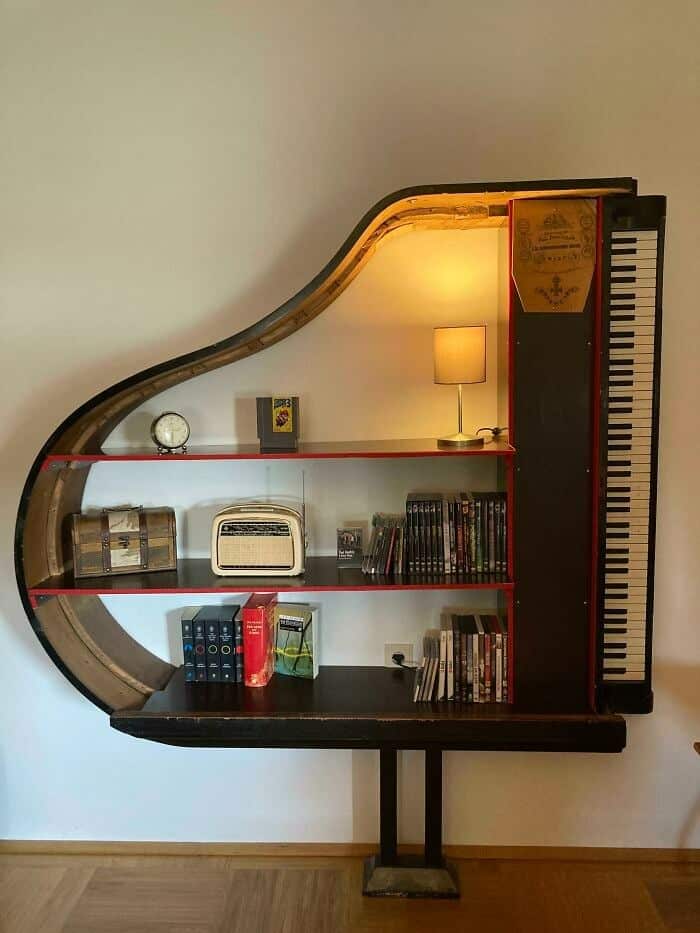 Piano recyclé en meuble de rangement original