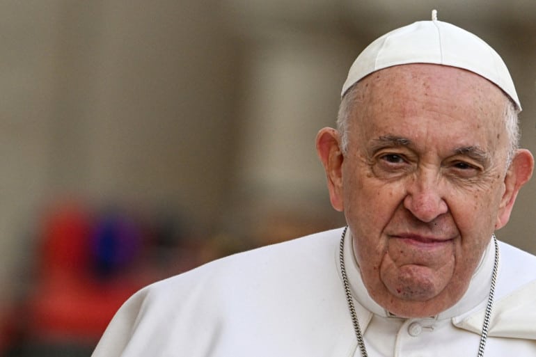 Les ultimes remerciements du pape François : un geste d’adieu qui émeut le monde
