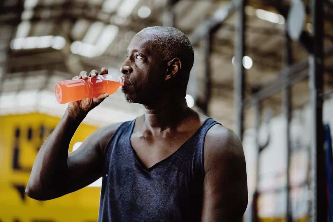 Bouteille de boisson pour sportifs et équipement de fitness