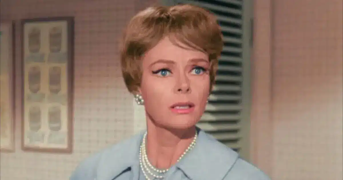 June Lockhart sur le tournage de la série Lassie