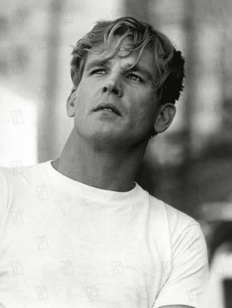 Jeune Nick Nolte dans les années 70