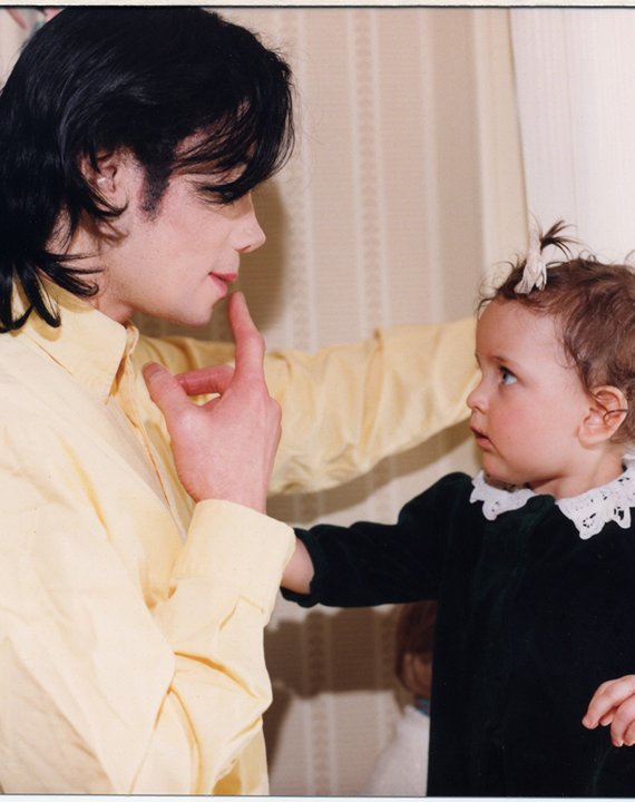 Paris Jackson enfant avec son père Michael Jackson