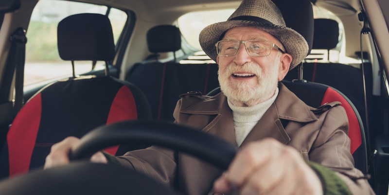 Conducteurs âgés : faut-il vraiment leur imposer un contrôle médical obligatoire ?