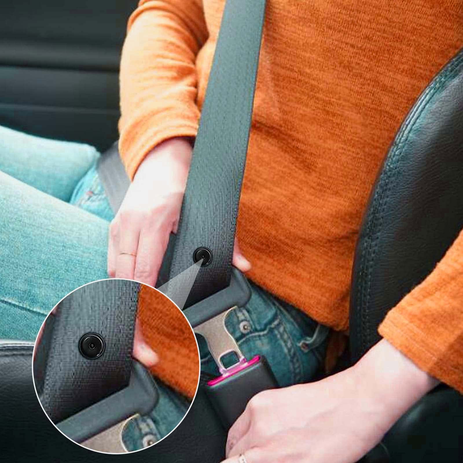 Le petit détail méconnu sur votre ceinture de sécurité : à quoi sert ce mystérieux bouton rond qui passe inaperçu ?