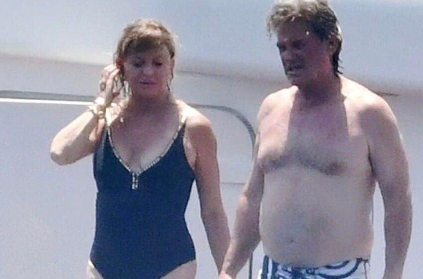 Goldie Hawn et Kurt Russell jeunes sur un tournage