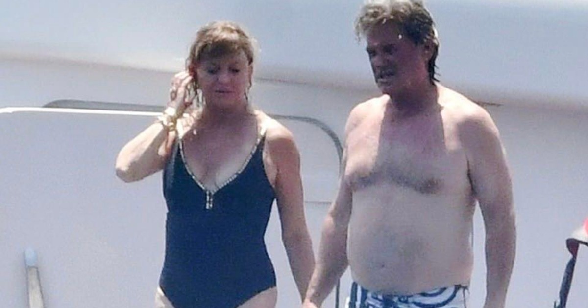 Kurt Russell et Goldie Hawn souriants