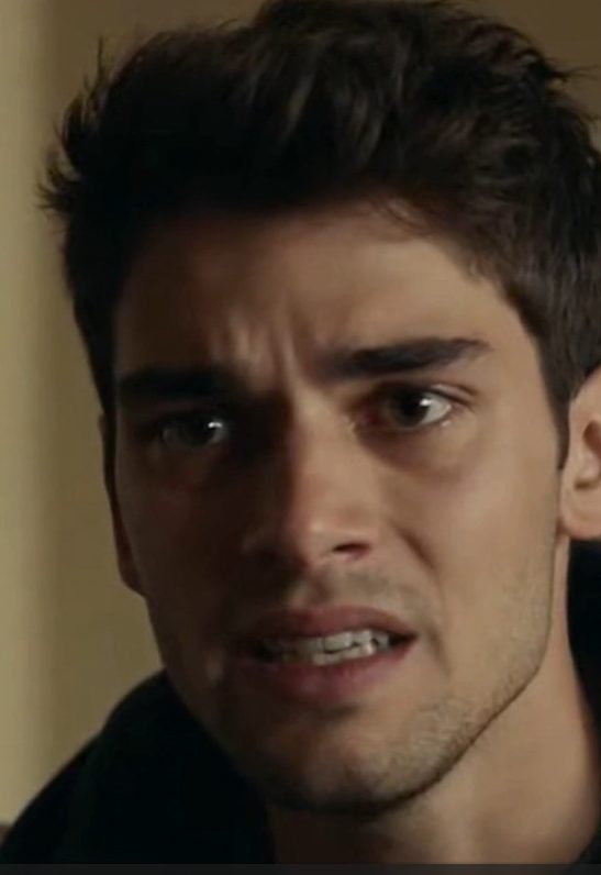 Illustration d'une scène familiale tendue lors d'une lecture de testament