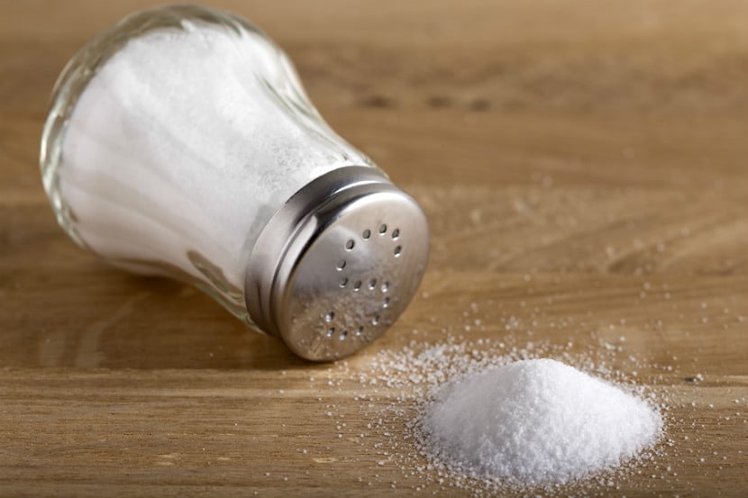 Ces 6 aliments qui sabotent votre capital osseux en toute discrétion : ils vous font perdre du calcium sans que vous le sachiez