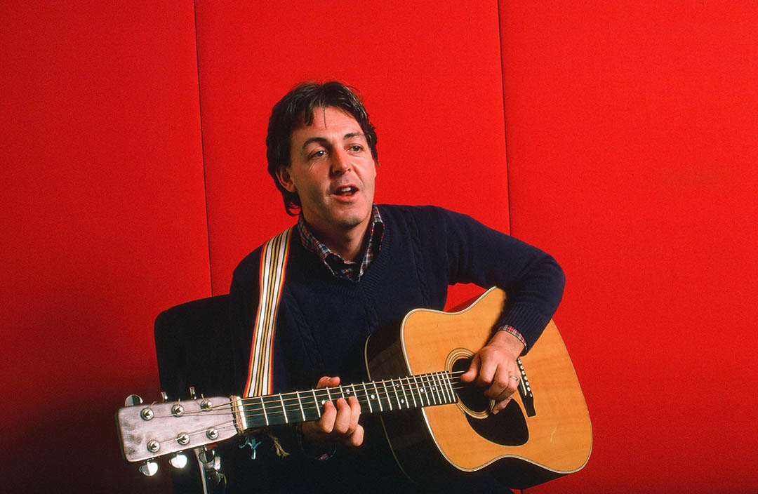 Paul McCartney sur scène, énergique comme à 20 ans