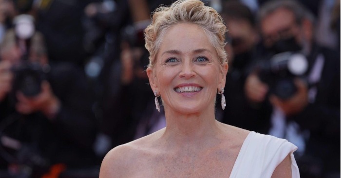 Sharon Stone, symbole de l'élégance mature