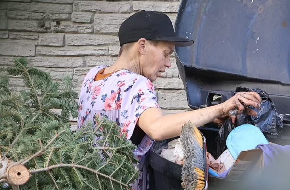 Image symbolisant l'écart entre la vie sous les projecteurs et l'isolement