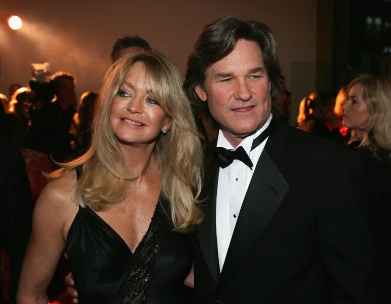 Goldie Hawn et Kurt Russell en interview, discutant