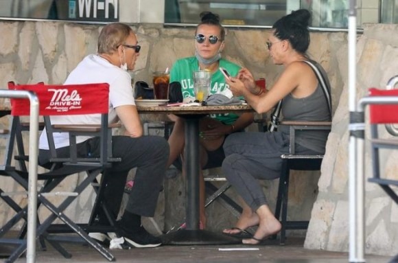 La maman d'Alena Kaverina s'exprime sur leur histoire