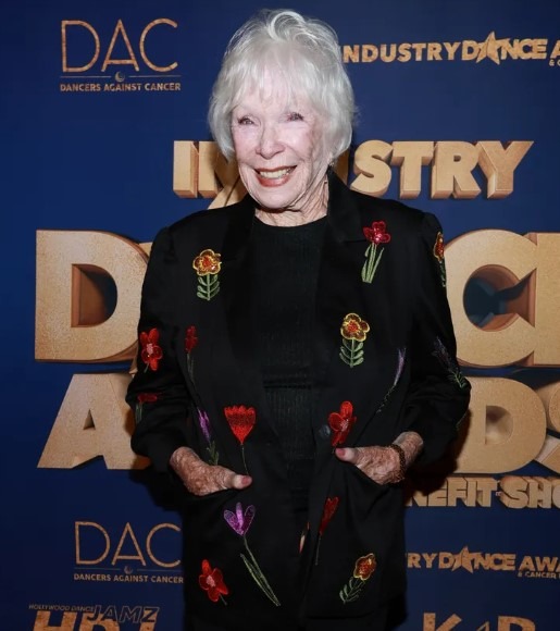 Shirley MacLaine sereine dans son ranch