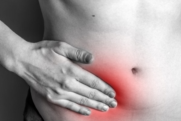 Cancer colorectal : ces 4 symptômes banals qu’elle a négligés et qui ont changé sa vie
