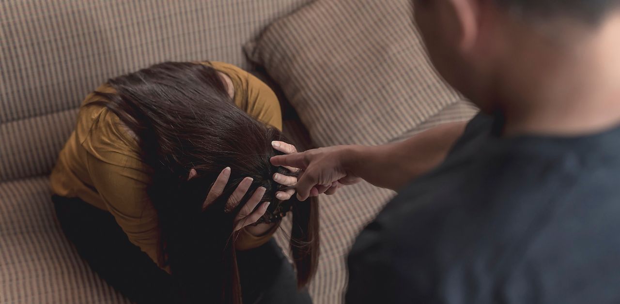 Schéma de comportement manipulateur dans le couple