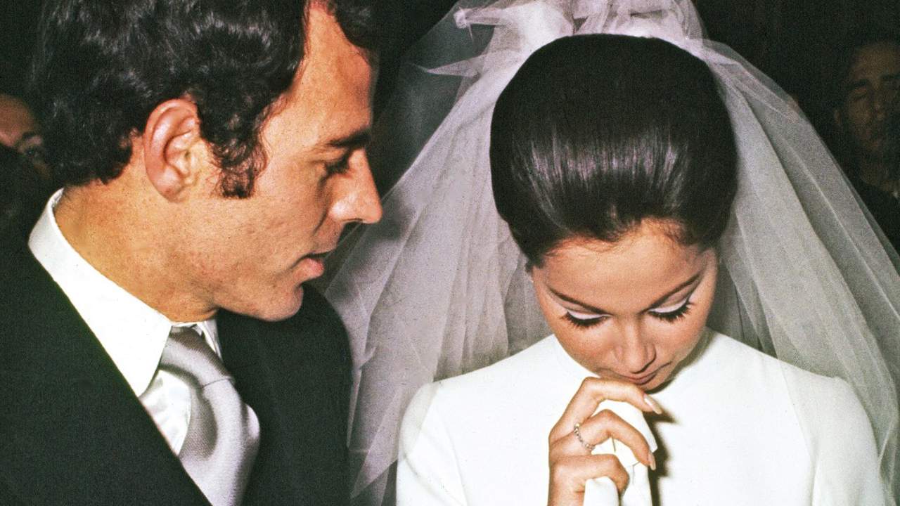 Isabel Preysler et Julio Iglesias lors de leur mariage