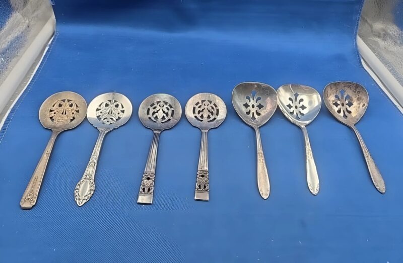 Chocolats délicats présentés dans une boîte