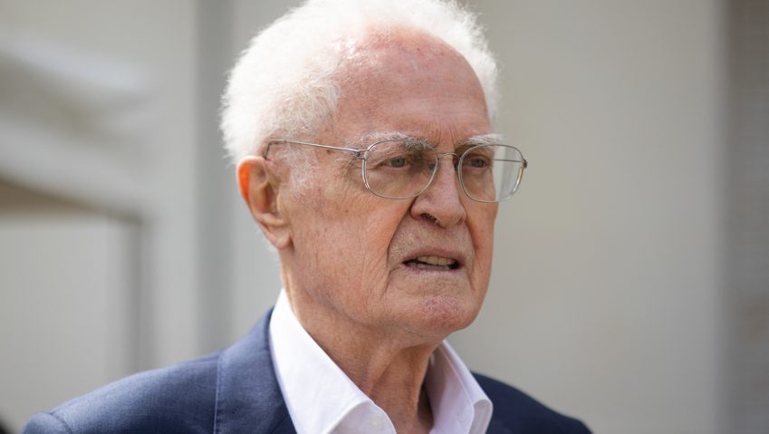 Décès de Lionel Jospin : ce signe du quotidien, souvent mis sur le compte de l'âge, mérite votre attention après 65 ans