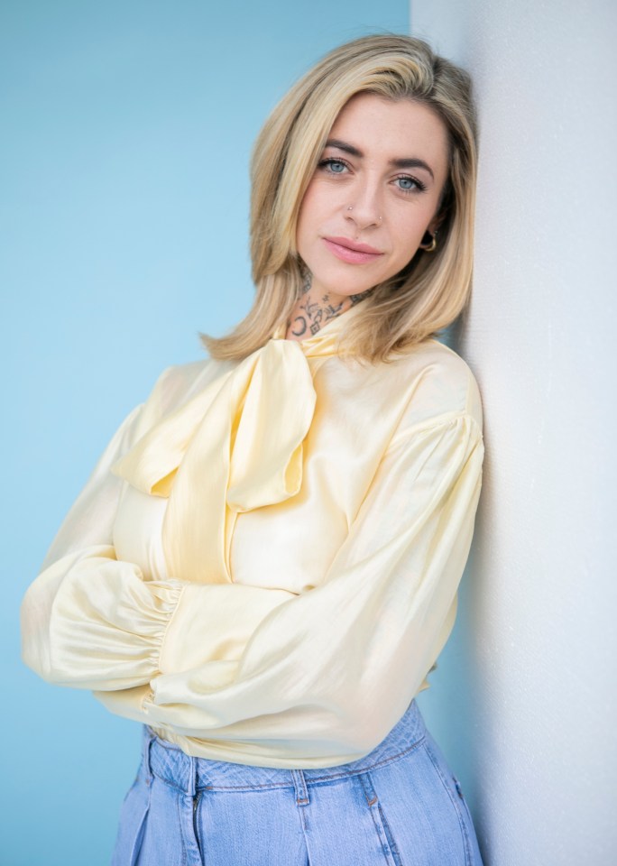 Sex Surrogate Saurora Grace