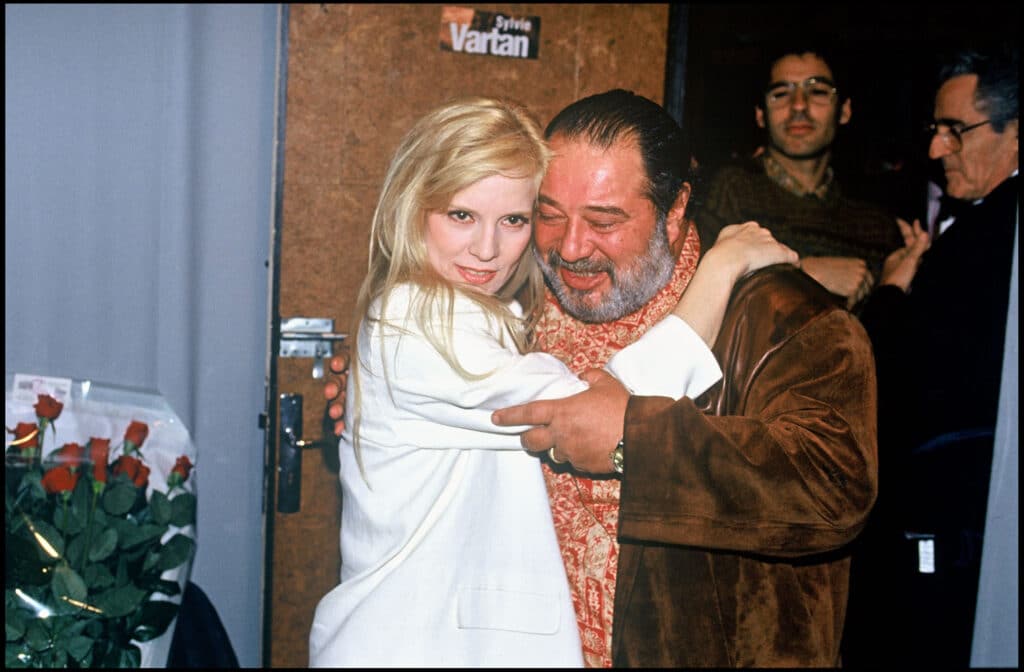 Carlos : ses étés "Tout nu et tout bronzé" à Ramatuelle avec Sylvie Vartan - Public
