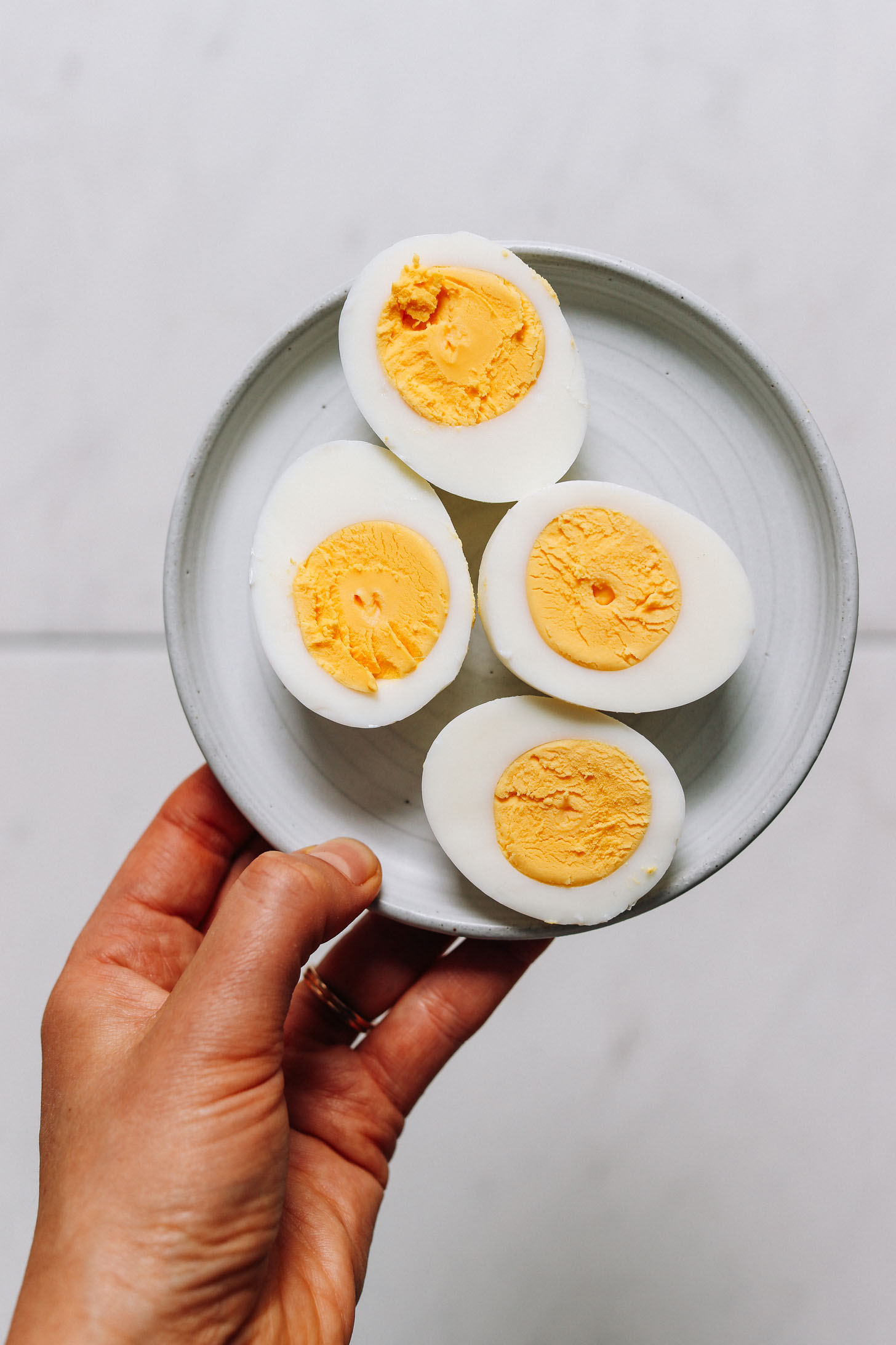 Perfect Hard Boiled Eggs Every Time (3 Ways!) - Minimalist Baker Recipes