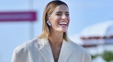 Fauve Hautot, danseuses, photocall, grand sourire