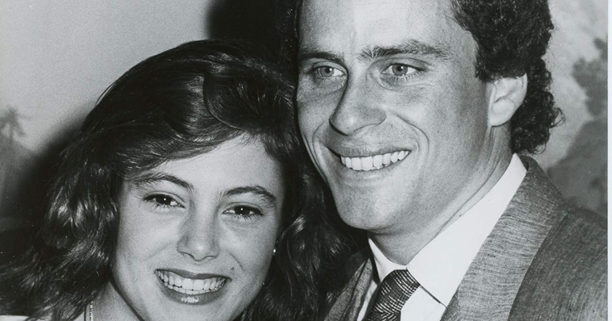 Portrait et photos d'archive d'Ethan Wayne et John Wayne