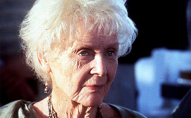 Gloria Stuart dans le rôle de Rose âgée dans Titanic