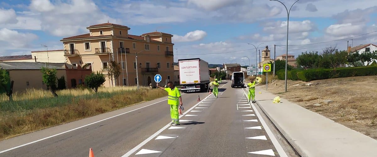 Triangles sur la chaussée : cette innovation visuelle fait ralentir les automobilistes sans qu'ils s'en aperçoivent