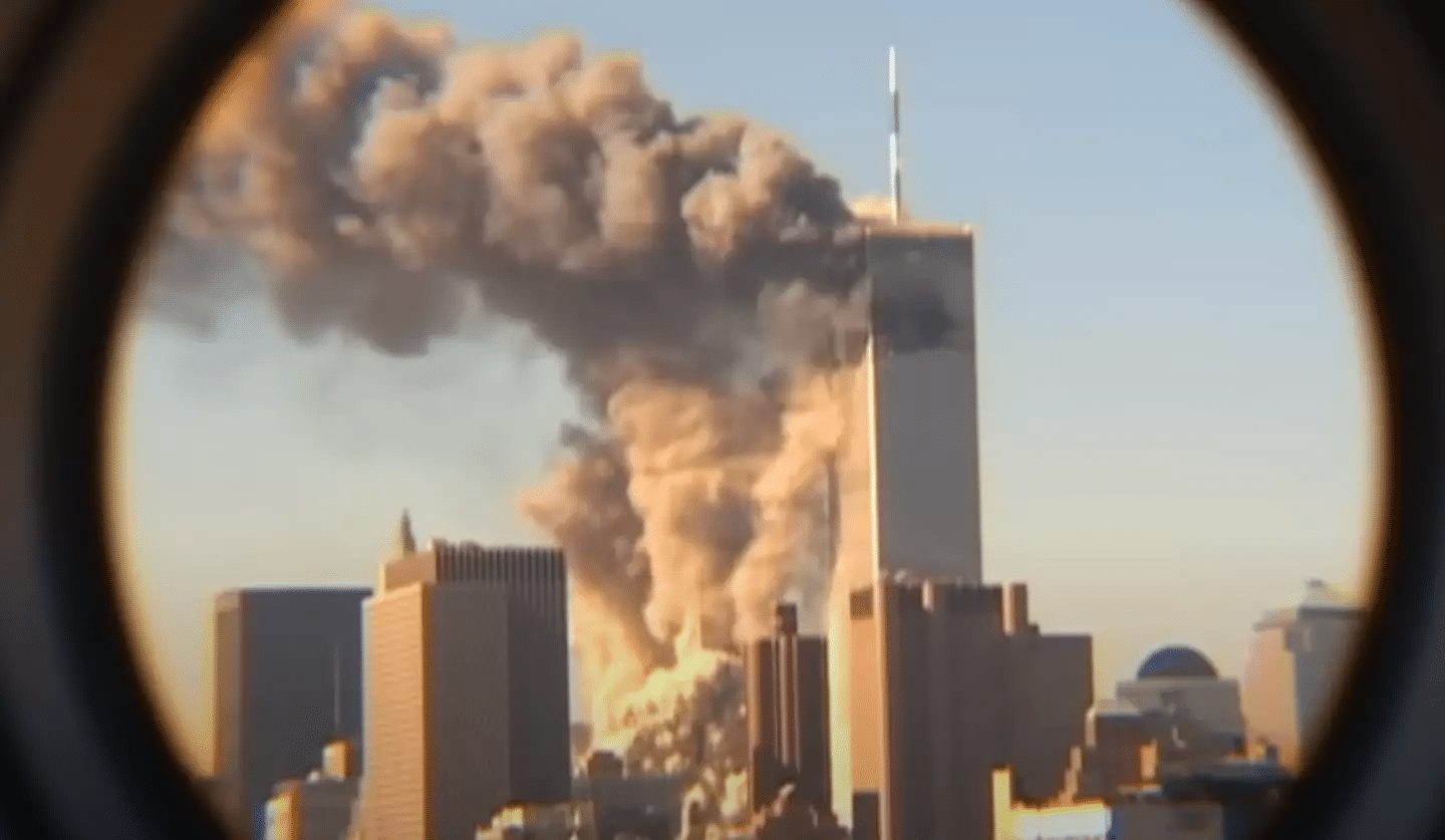 Il croyait ranger un placard : il détenait sans le savoir des images inédites du 11-Septembre
