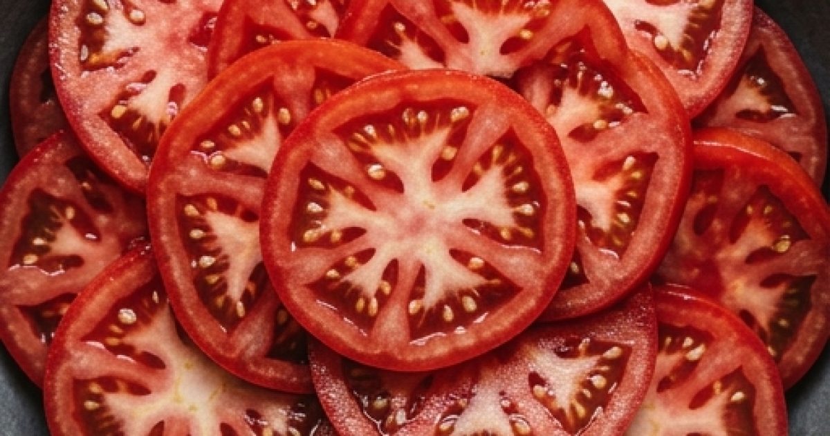Les Secrets Insoupçonnés de la Tomate : Un Trésor de Bienfaits au Quotidien
