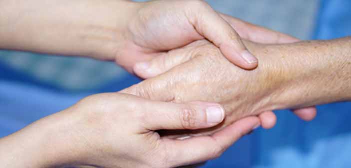 Peau éclatante : ces taches brunes sur les mains ne sont pas une fatalité, voici comment les estomper naturellement