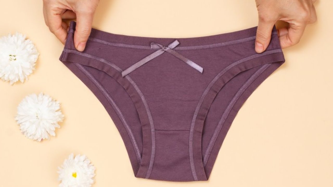 Taches blanches sur vos sous-vêtements : et si c'était le signe que votre corps va parfaitement bien ?
