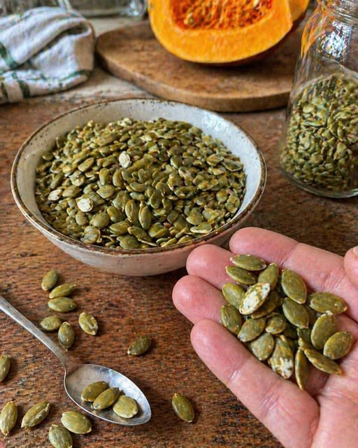 Graines de courge maison : la recette facile pour un snack ultra-nutritif à ne pas jeter