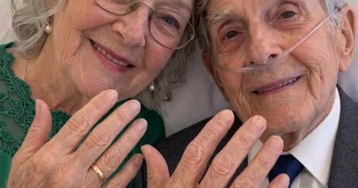 Elle retrouve son amour de jeunesse à l'hôpital 56 ans après : ce qu'il lui révèle change tout