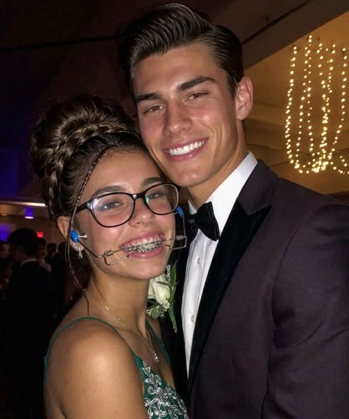Bal de promo : la vérité choquante qu'une mère découvre en coulisses