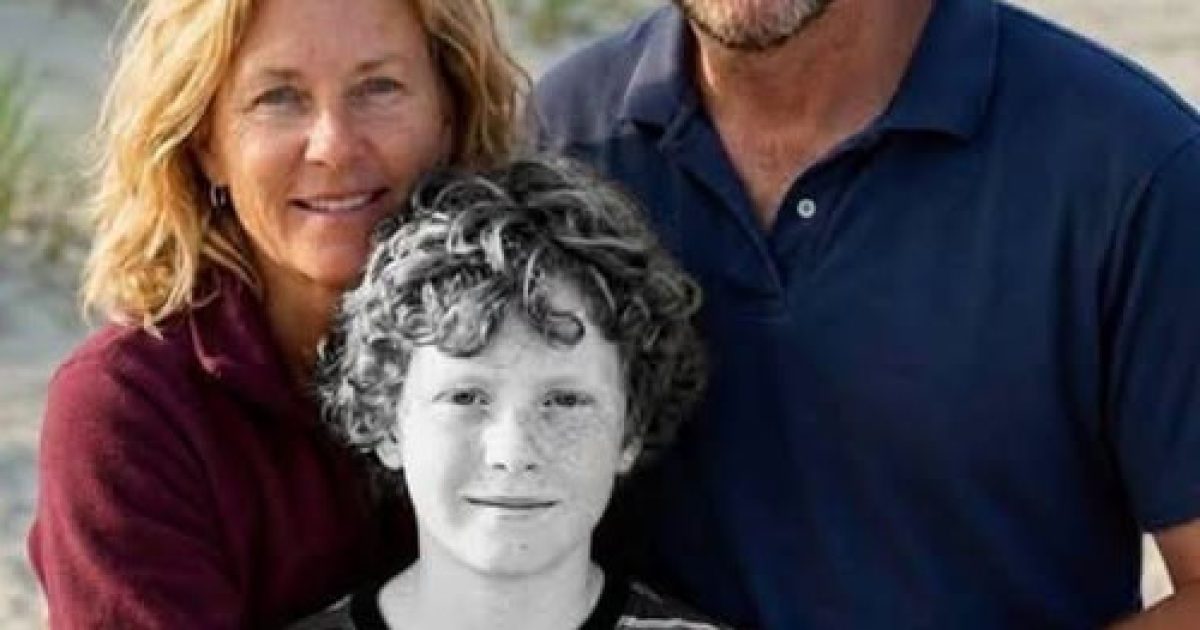 La lettre cachée d'un enfant disparu révèle le secret extraordinaire de son père