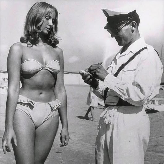 Histoire du bikini : comment le maillot de bain féminin a conquis sa liberté