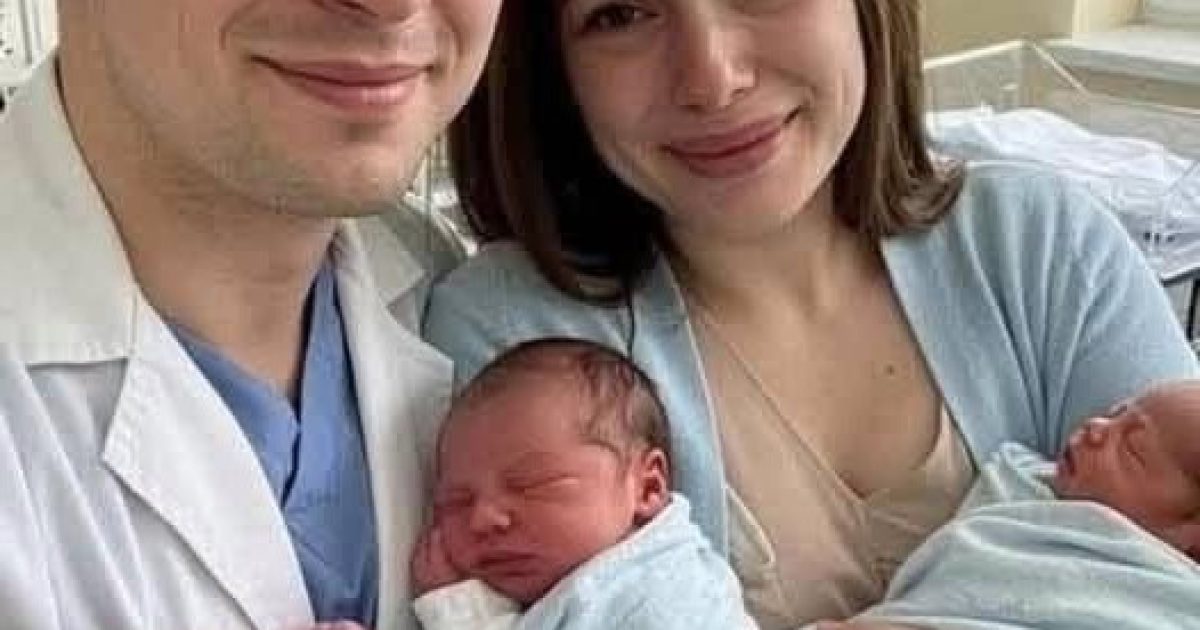 Après l'accouchement : les signes d'alerte que chaque maman doit absolument connaître