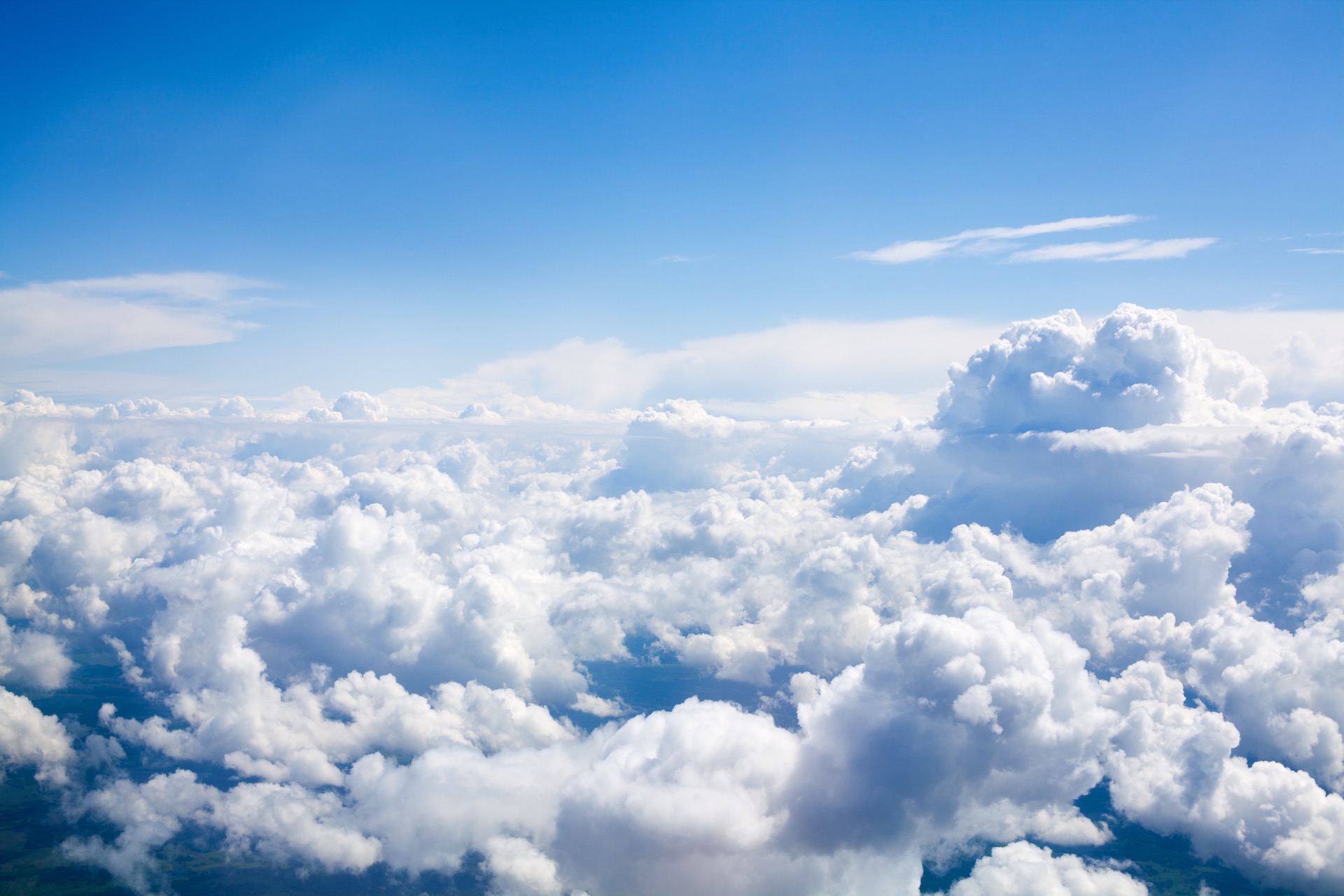 Un nuage ou un poisson ? Ce que votre premier regard révèle sur votre personnalité