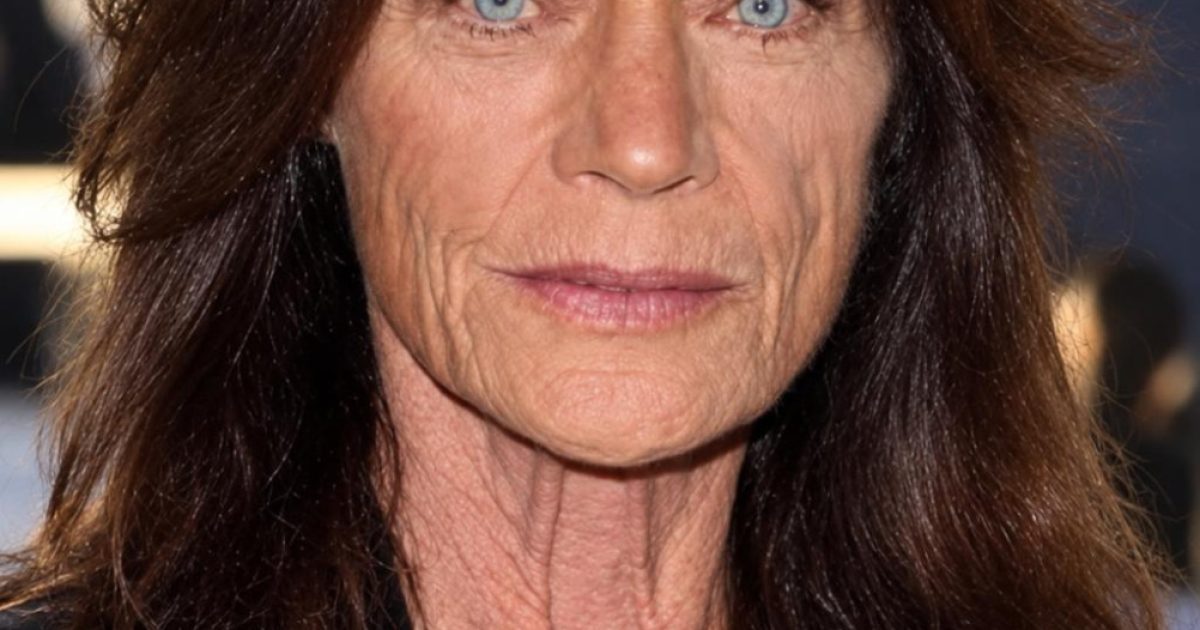 Meg Foster : une actrice iconique qui vieillit avec une authenticité désarmante