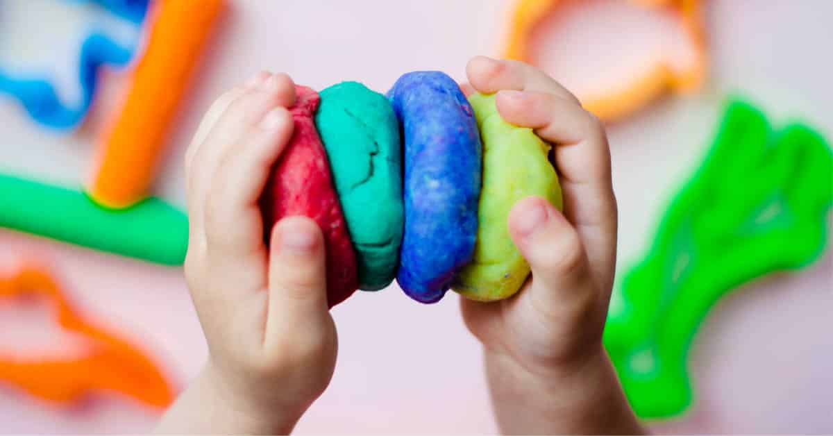 Périmée ? Pas question ! 6 façons ingénieuses de recycler votre fécule de maïs.