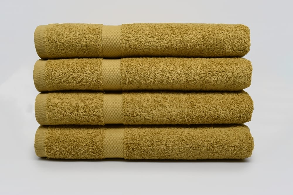 Serviette de bain moelleuse et absorbante