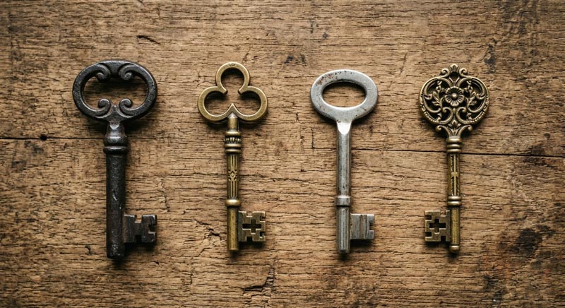 Gros plan sur une clé classique et robuste