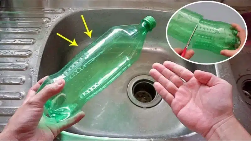 Bouteille recyclée en filtre suspendu pour évier